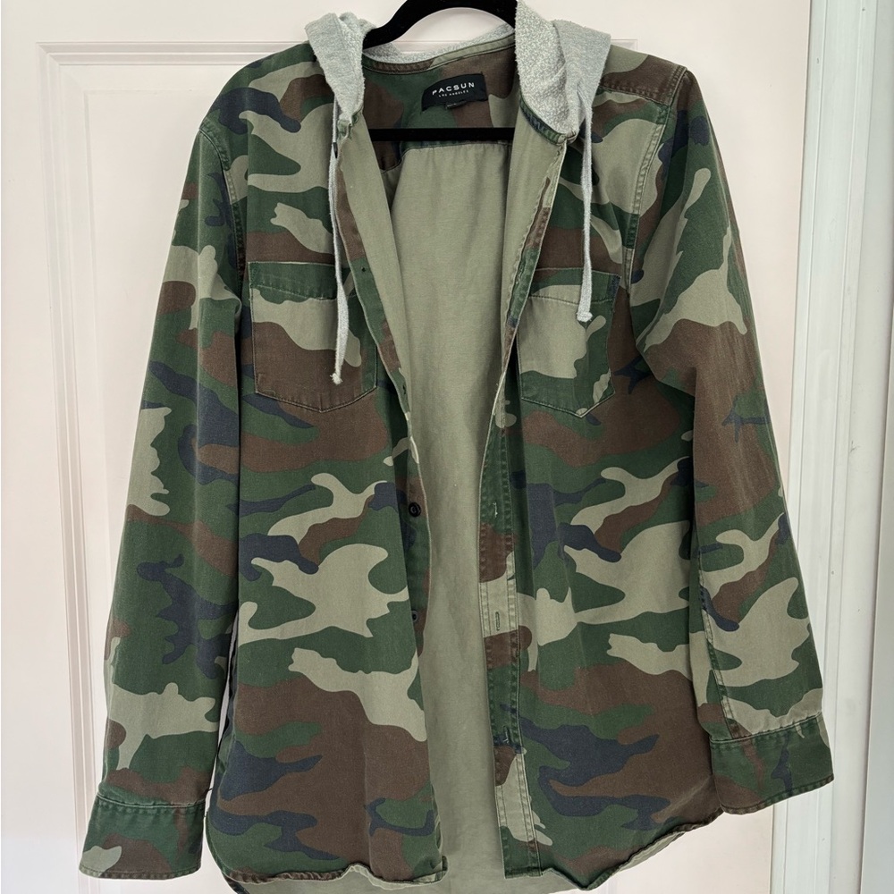 PacSun Green Camouflage Hooded shacket